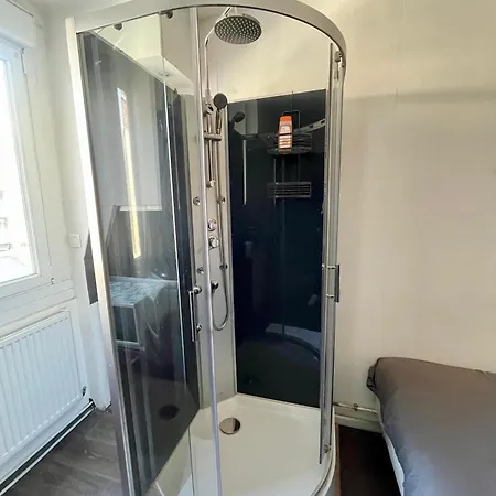 2 Colisee Champs Elysees Apartment